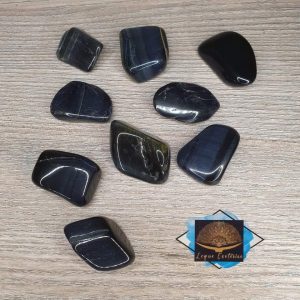 Pedra olho falcão