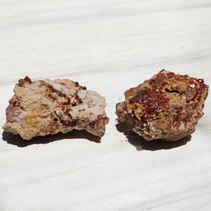 Vanadinite Cristalizada 6 a 7cm