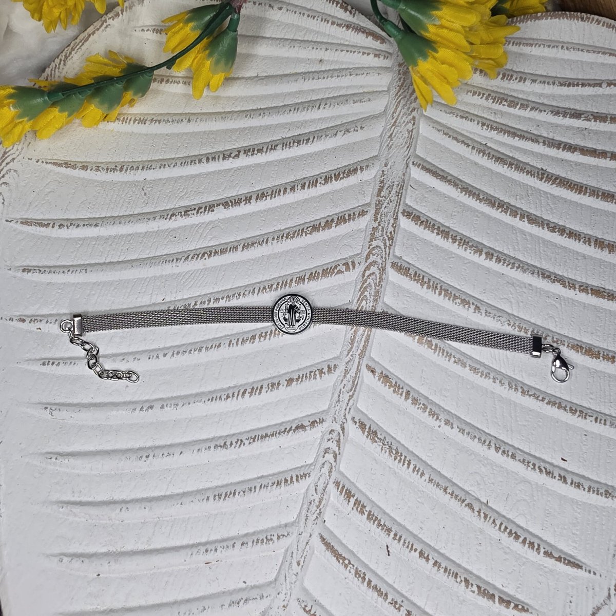 Pulseira em Aço Inoxidável com Medalha de São Bento - Image 4